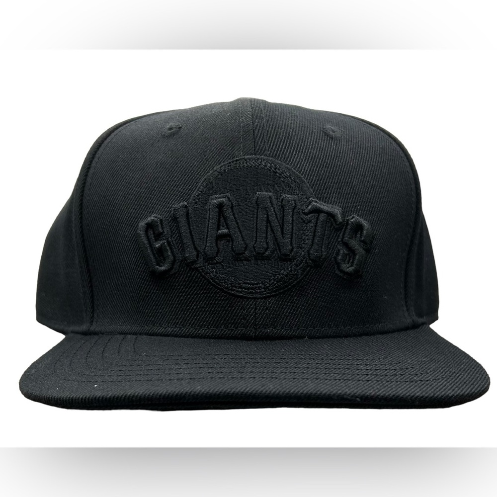 NEW San Francisco Giants PRO STANDARD SnapBack Hat Triple Black Flat Brim Cap - Picture 5 of 8